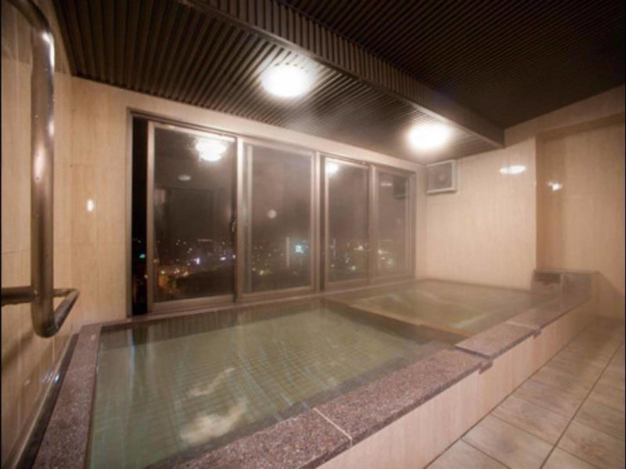 โรงแรมนิว สเตชั่น พรีเมียร์ Isahaya ภายนอก รูปภาพ
